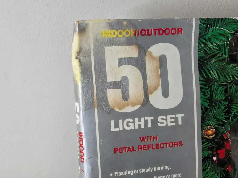 Vintage 50 Light Set w/ clear Petal Reflectors Indoor/Outdoor Multi-Color Bulbs